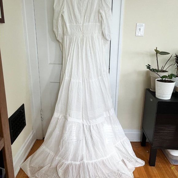 Poemia Isa Wedding Dress, Size 12 - Picture 4 of 6